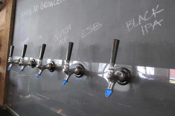 Elk Brewing Bar Taps